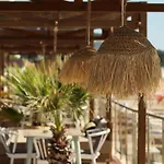 Argisht Partez & Bar Rebls Hotell Golden Sands