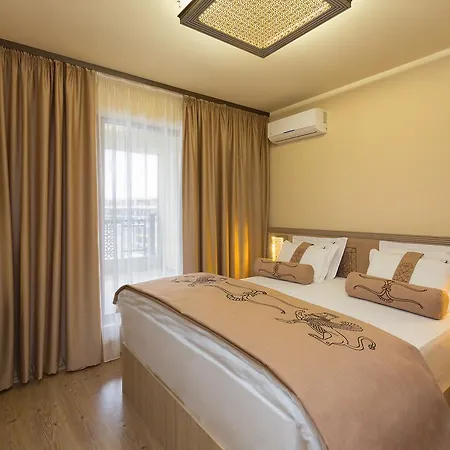 Hotel Argisht Partez And With Free Sunbeds On The Pool & Bar Rebls Złote Piaski