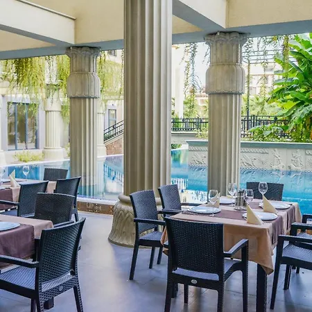 Argisht Partez And With Free Sunbeds On The Pool & Bar Rebls