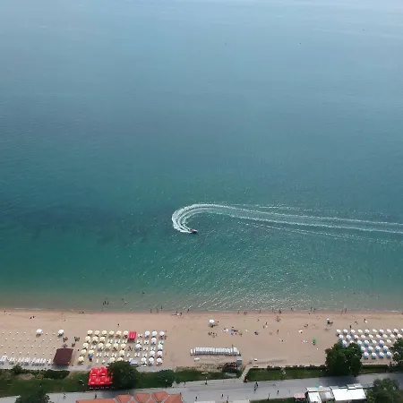 Argisht Partez & Bar Rebls Golden Sands